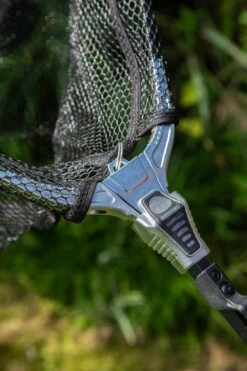 Ultimate Landingnet Rubber 60x60cm (75-130cm) -Vissen Kortingswinkel 5605a2df9a2e5d54