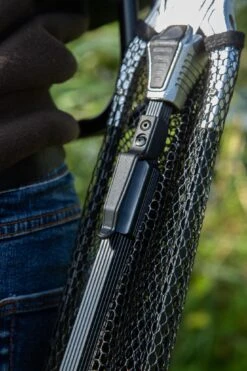 Ultimate Landingnet Rubber 60x60cm (75-130cm) -Vissen Kortingswinkel eefbc0113198ea00